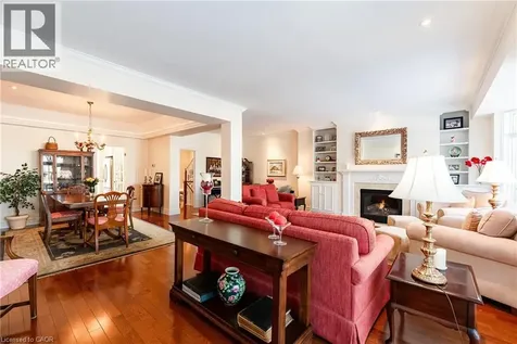 23 Chisholm Street Oakville ON L6K 3W2