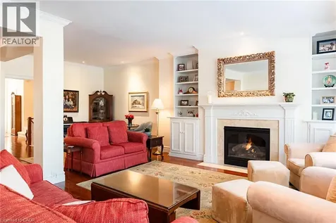 23 Chisholm Street Oakville ON L6K 3W2