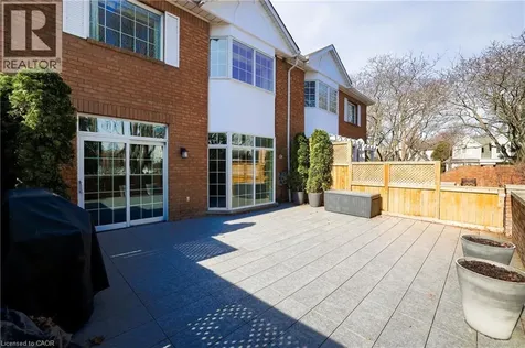 23 Chisholm Street Oakville ON L6K 3W2