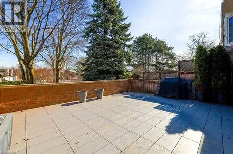 23 Chisholm Street Oakville ON L6K 3W2