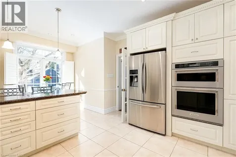 23 Chisholm Street Oakville ON L6K 3W2