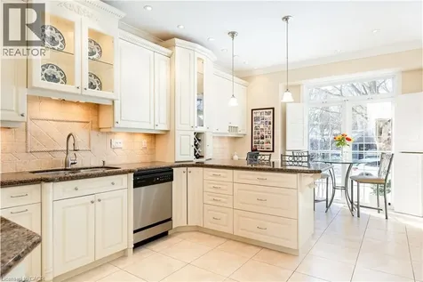 23 Chisholm Street Oakville ON L6K 3W2
