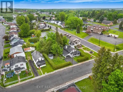 160 Nelson Street East Hawkesbury ON K6A 1L8
