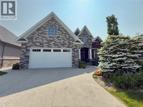 33 Montego Bay Crescent Kingsville ON N9Y 4E7