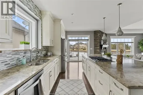 33 Montego Bay Crescent Kingsville ON N9Y 4E7