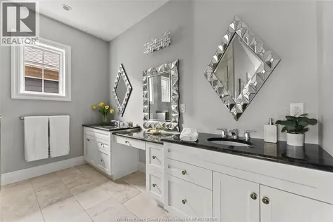 33 Montego Bay Crescent Kingsville ON N9Y 4E7