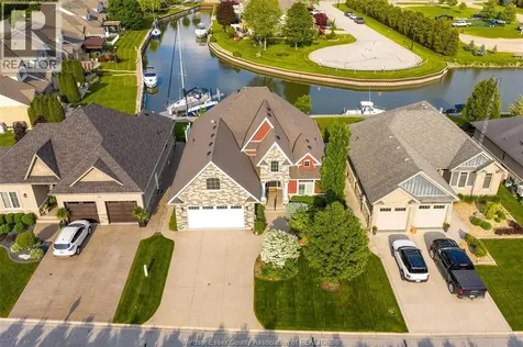 33 Montego Bay Crescent Kingsville ON N9Y 4E7