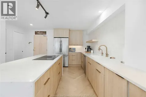 515 Riverside Drive West Windsor ON N9A 7C3