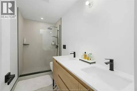 515 Riverside Drive West Windsor ON N9A 7C3