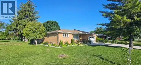 2571 Jos St Louis Avenue Windsor ON N8T 2M4