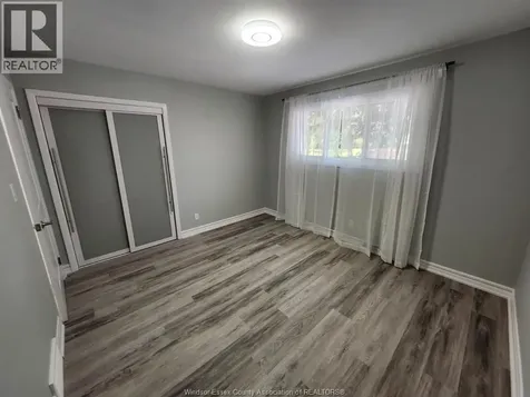 2571 Jos St Louis Avenue Windsor ON N8T 2M4
