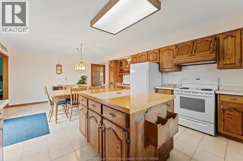 500 Rostrevor Tecumseh ON N8N 2B8