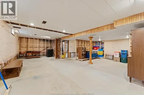 500 Rostrevor Tecumseh ON N8N 2B8
