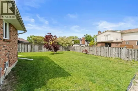 500 Rostrevor Tecumseh ON N8N 2B8