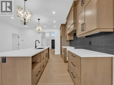 660 Linden Lakeshore ON N0R 1A0
