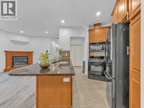 1225 Riverside Windsor ON N9A 0A2