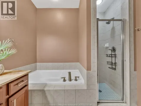1225 Riverside Windsor ON N9A 0A2
