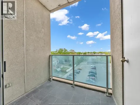 1225 Riverside Windsor ON N9A 0A2