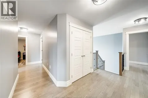 1096 Charlotte Crescent Lakeshore ON N8L 0X8