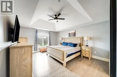 1096 Charlotte Crescent Lakeshore ON N8L 0X8