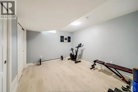1096 Charlotte Crescent Lakeshore ON N8L 0X8