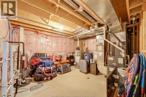 1096 Charlotte Crescent Lakeshore ON N8L 0X8
