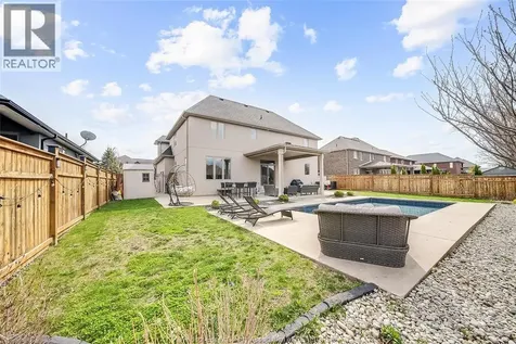 1096 Charlotte Crescent Lakeshore ON N8L 0X8