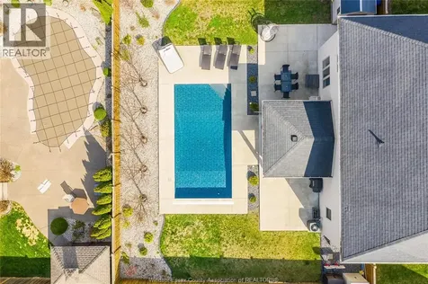 1096 Charlotte Crescent Lakeshore ON N8L 0X8