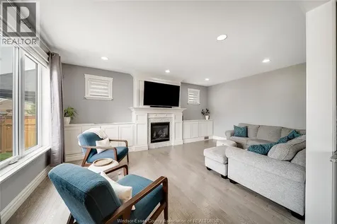 1096 Charlotte Crescent Lakeshore ON N8L 0X8