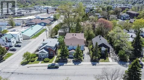 257 Oak Street Sudbury ON P3C 1N1