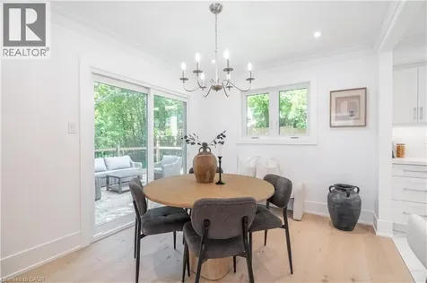 1379 Christina Court Burlington ON L7P 2V8