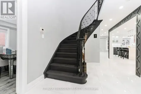 212 Wedgewood Drive Cambridge ON N1S 4P8
