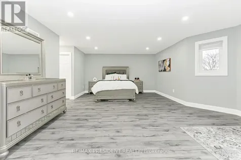212 Wedgewood Drive Cambridge ON N1S 4P8