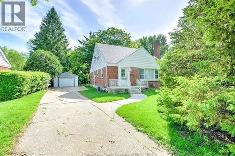 2870 Alexandra Avenue Windsor ON N9E 2J7