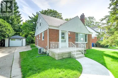 2870 Alexandra Avenue Windsor ON N9E 2J7