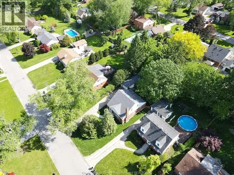 2870 Alexandra Avenue Windsor ON N9E 2J7