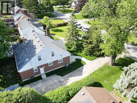2870 Alexandra Avenue Windsor ON N9E 2J7