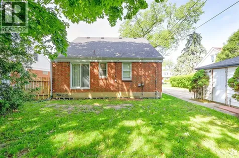 2870 Alexandra Avenue Windsor ON N9E 2J7