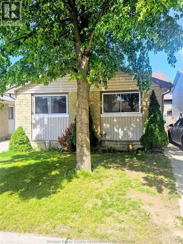 8232 Gregory Place Windsor ON N8S 4N4