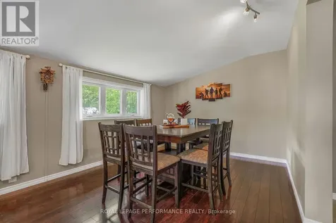 8872 Mitch Owens Road Ottawa ON K0A 1V0