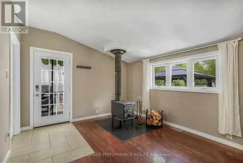 8872 Mitch Owens Road Ottawa ON K0A 1V0