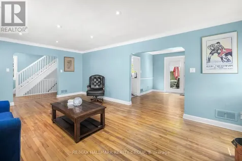 824 Byron Avenue Ottawa ON K2A 0H7