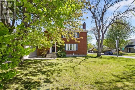 824 Byron Avenue Ottawa ON K2A 0H7