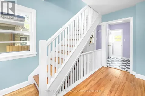 824 Byron Avenue Ottawa ON K2A 0H7