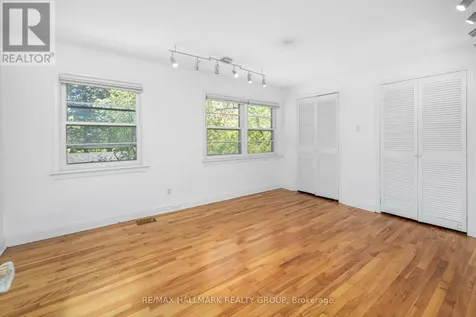824 Byron Avenue Ottawa ON K2A 0H7