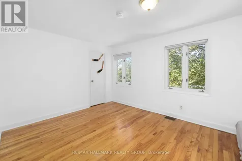 824 Byron Avenue Ottawa ON K2A 0H7