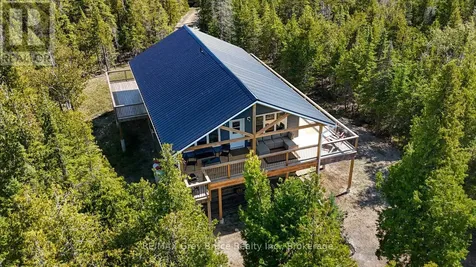 38 Bay Shore Avenue South Northern Bruce Peninsula ON N0H 2R0