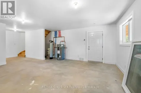 38 Bay Shore Avenue South Northern Bruce Peninsula ON N0H 2R0