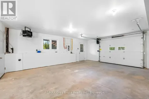38 Bay Shore Avenue South Northern Bruce Peninsula ON N0H 2R0