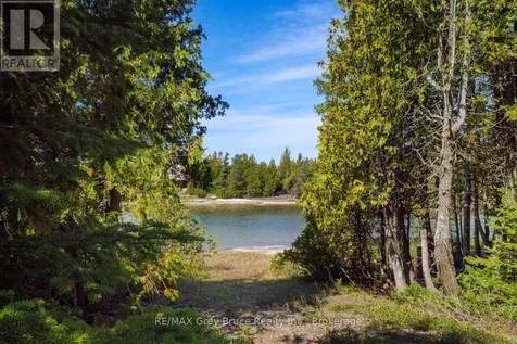 38 Bay Shore Avenue South Northern Bruce Peninsula ON N0H 2R0